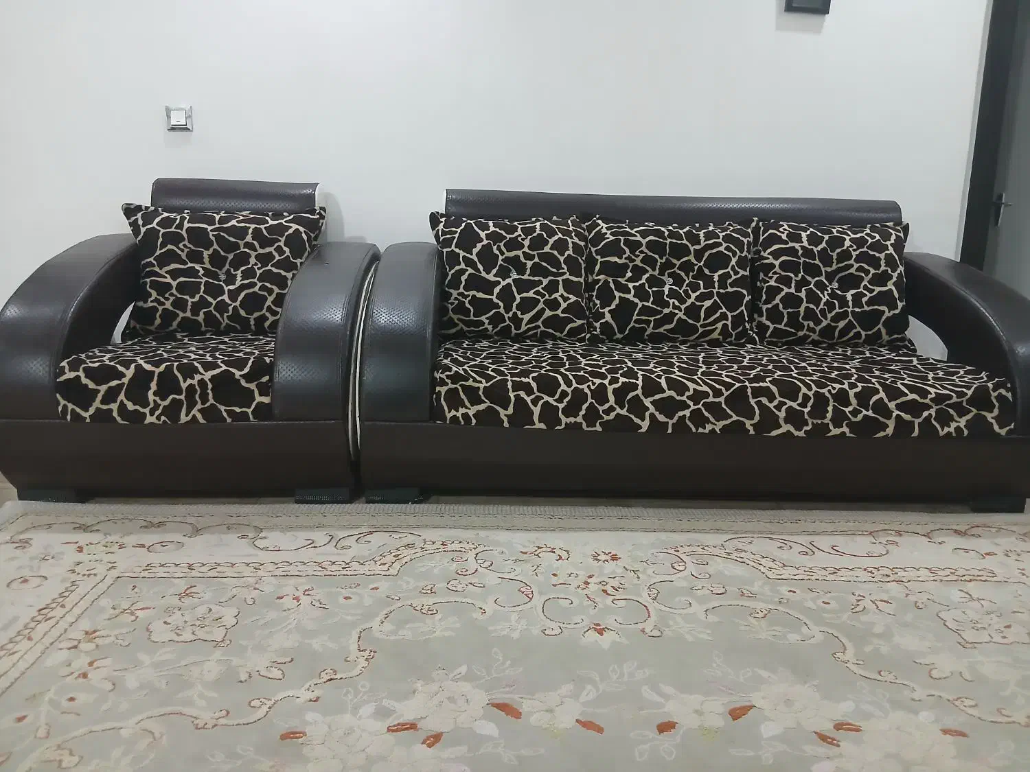 مبل ۷ نفره دست دوم|مبلمان خانگی و میز عسلی|کردکوی, |دیوار