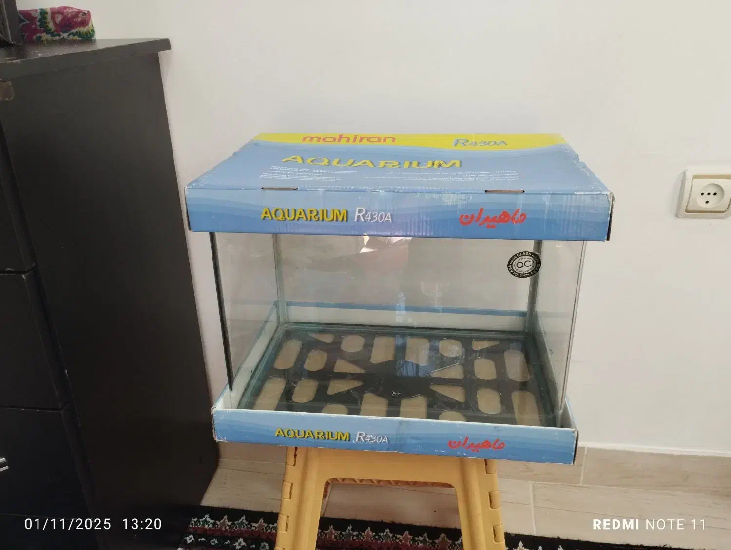 یک عدد آکواریوم شیشه خم|ماهی|لنگرود, |دیوار