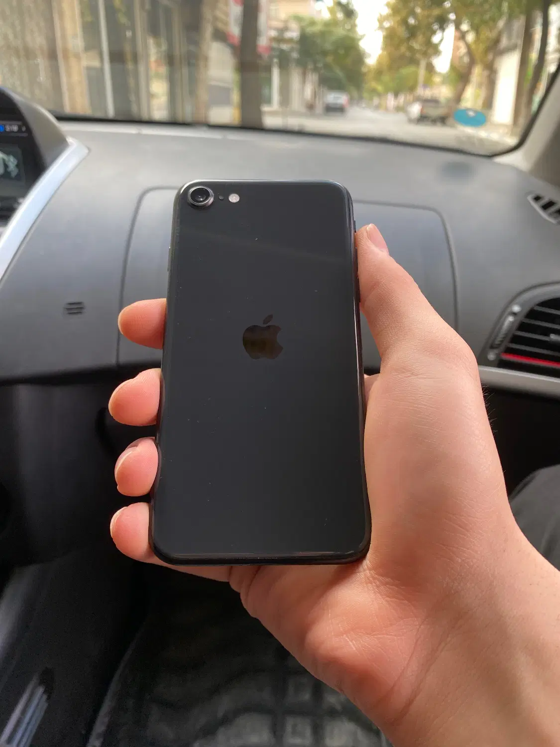 iPhone se 2020|موبایل|خمین, |دیوار