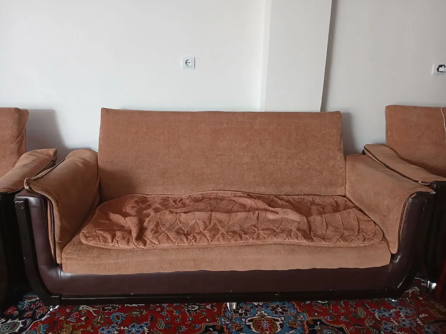 مبل|مبلمان خانگی و میز عسلی|بروجن, |دیوار