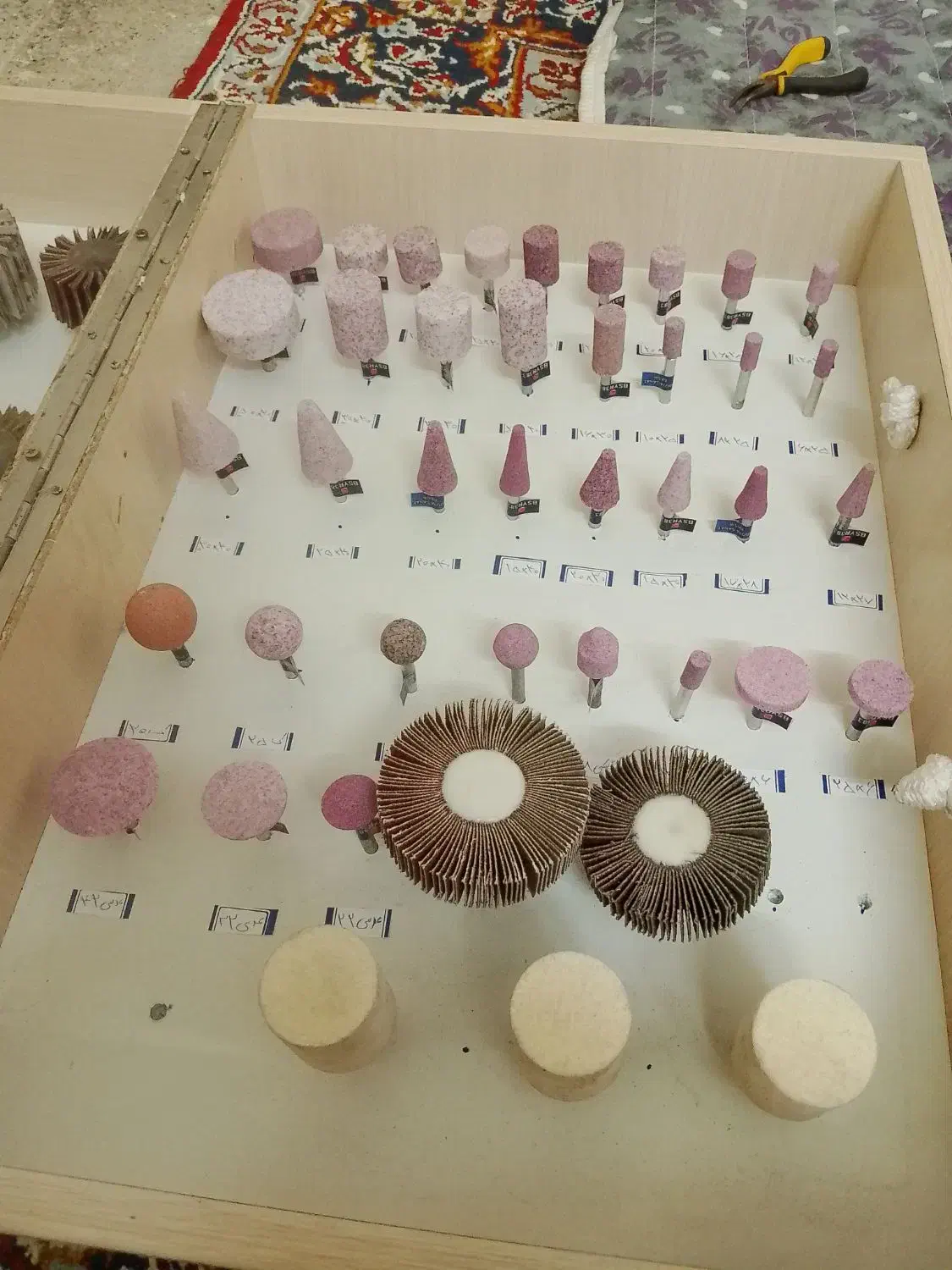 انواع سنباده چتری سنگ انگشتی/خرید مستقیم از تولیدی|ابزارآلات|تهران, آهنگ|دیوار