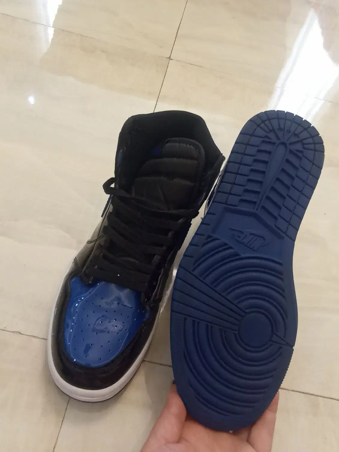 جردن مستر کوالیتی|کیف، کفش، کمربند|اندیشه, اندیشه فاز ۴|دیوار