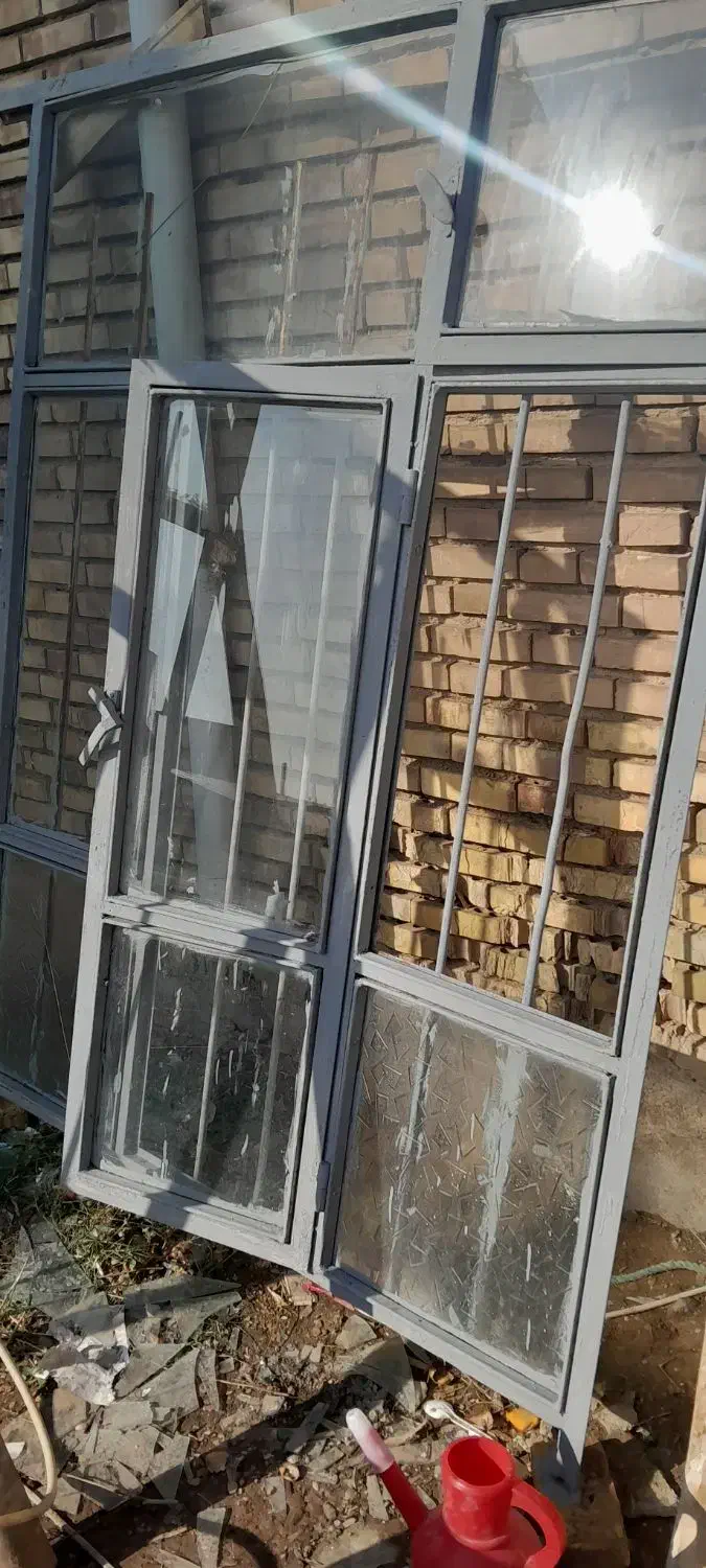 پنجره خانه|مصالح و تجهیزات ساختمان|صوفیان, |دیوار