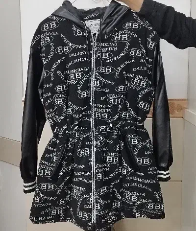 کاپشن|لباس|زنجان, |دیوار