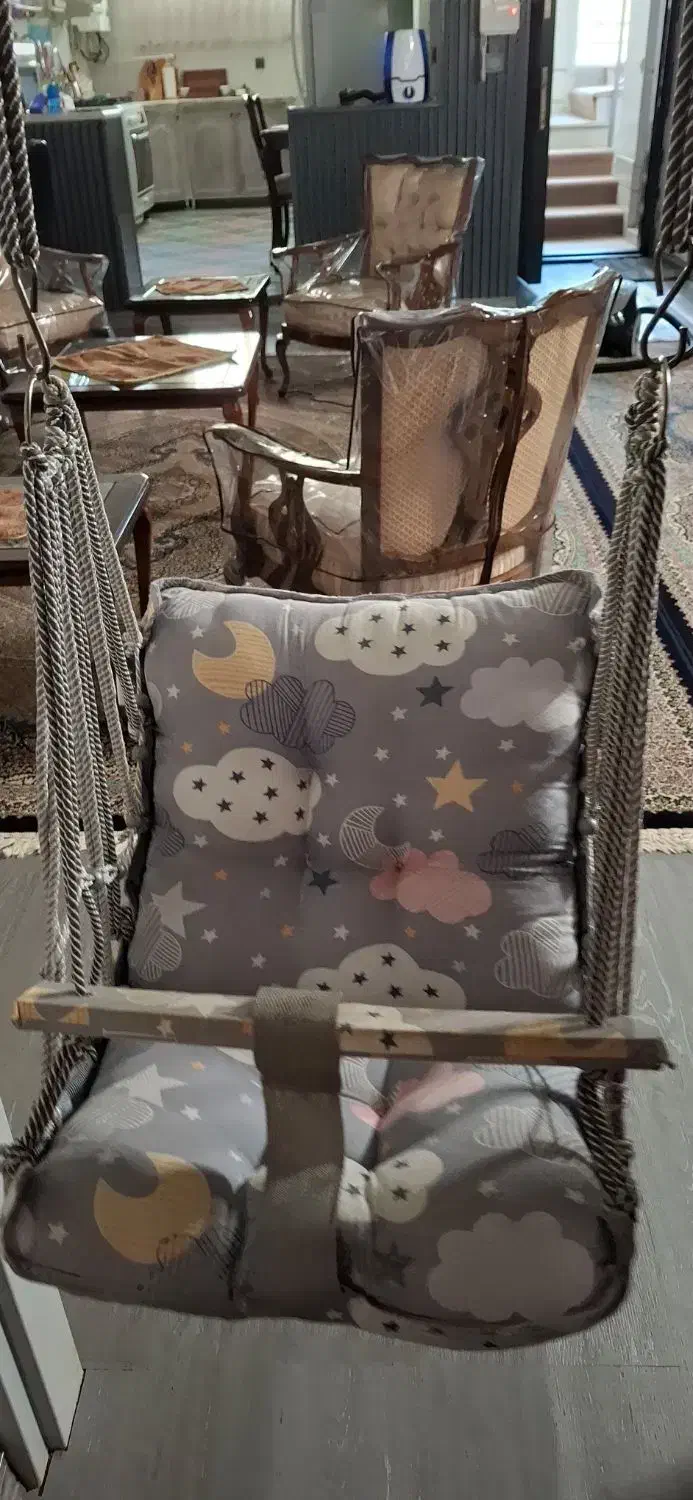 صندلی کودک خودرو و تاب|اسباب و اثاث بچه|شاهین‌شهر, خبرنگار|دیوار