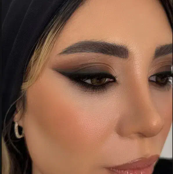 مدل میکاپ شنیون|خدمات آرایشگری و زیبایی|قم, جمکران|دیوار