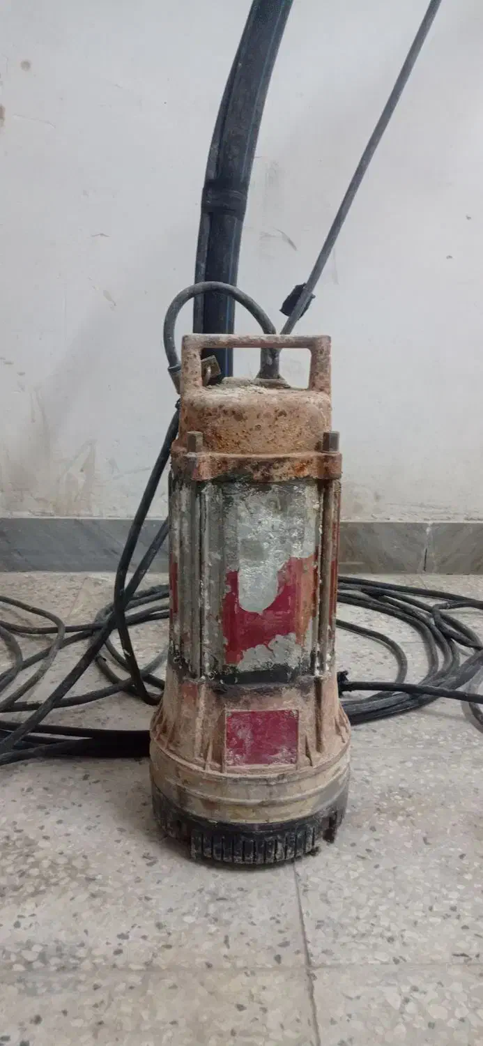 پمپ کف کش دو اینچ برقی وسه اینچ بنزینی|ماشینآلات صنعتی|بهبهان, |دیوار