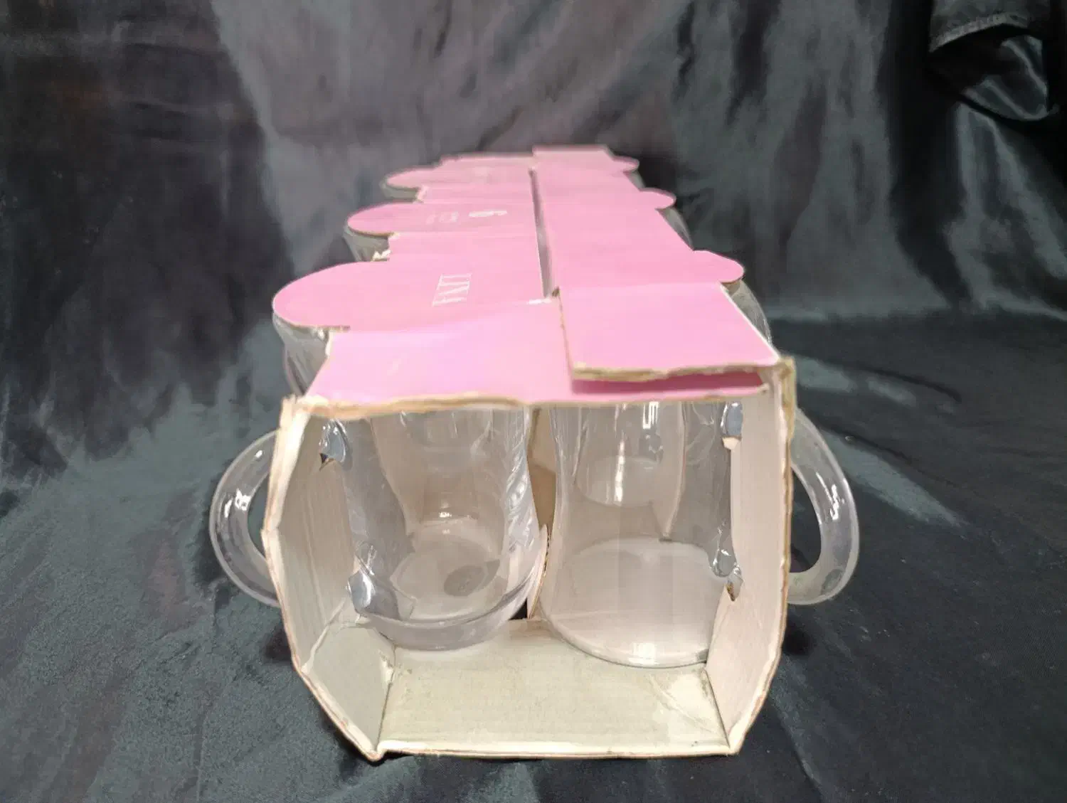 فنجان لیوان|ظروف سرو و پذیرایی|نیشابور, هفده شهریور|دیوار