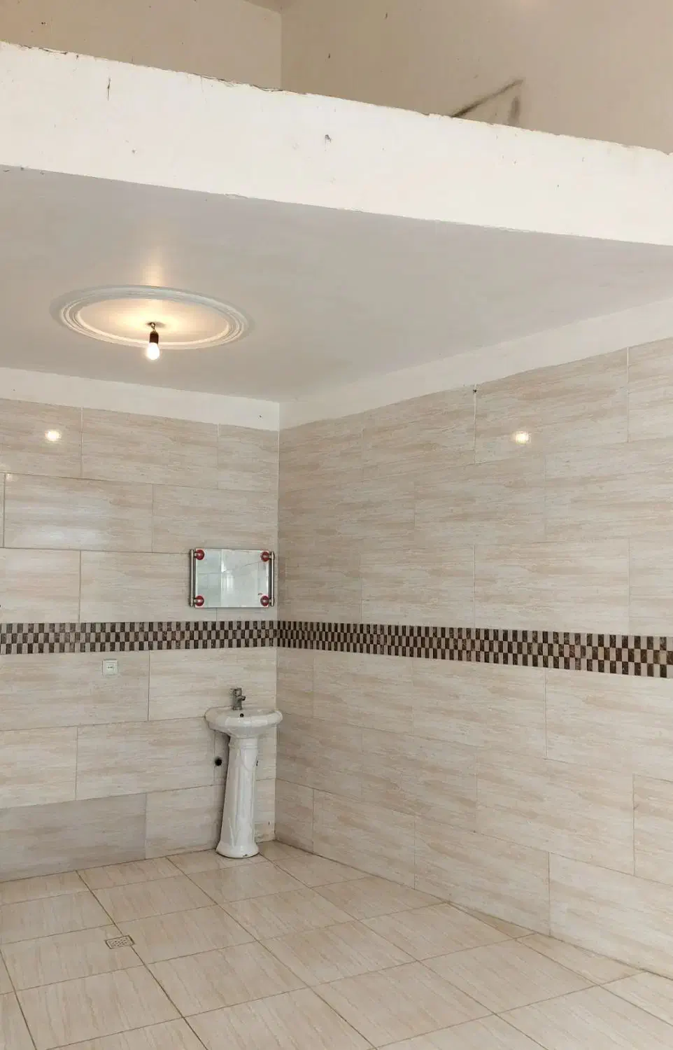 اجاره مغازه ۲۲متر سوستان|اجارهٔ مغازه و غرفه|لاهیجان, کوی استادان|دیوار