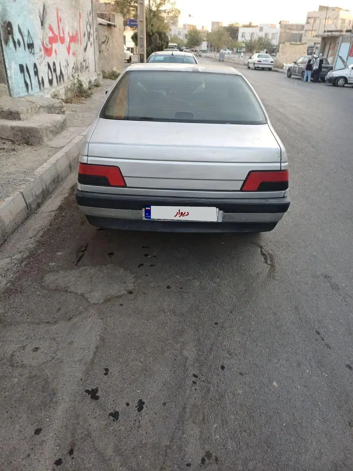 ماشین۴۰۵مدل۸۸ می باشد|خودرو سواری و وانت|محمدشهر, جعفرآباد|دیوار