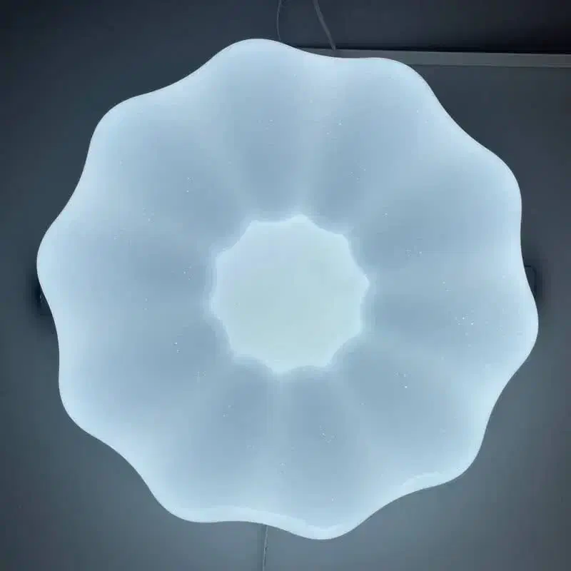 لوستر(چراغ سقفی)|لوستر و چراغ آویز|اصفهان, فروردین|دیوار