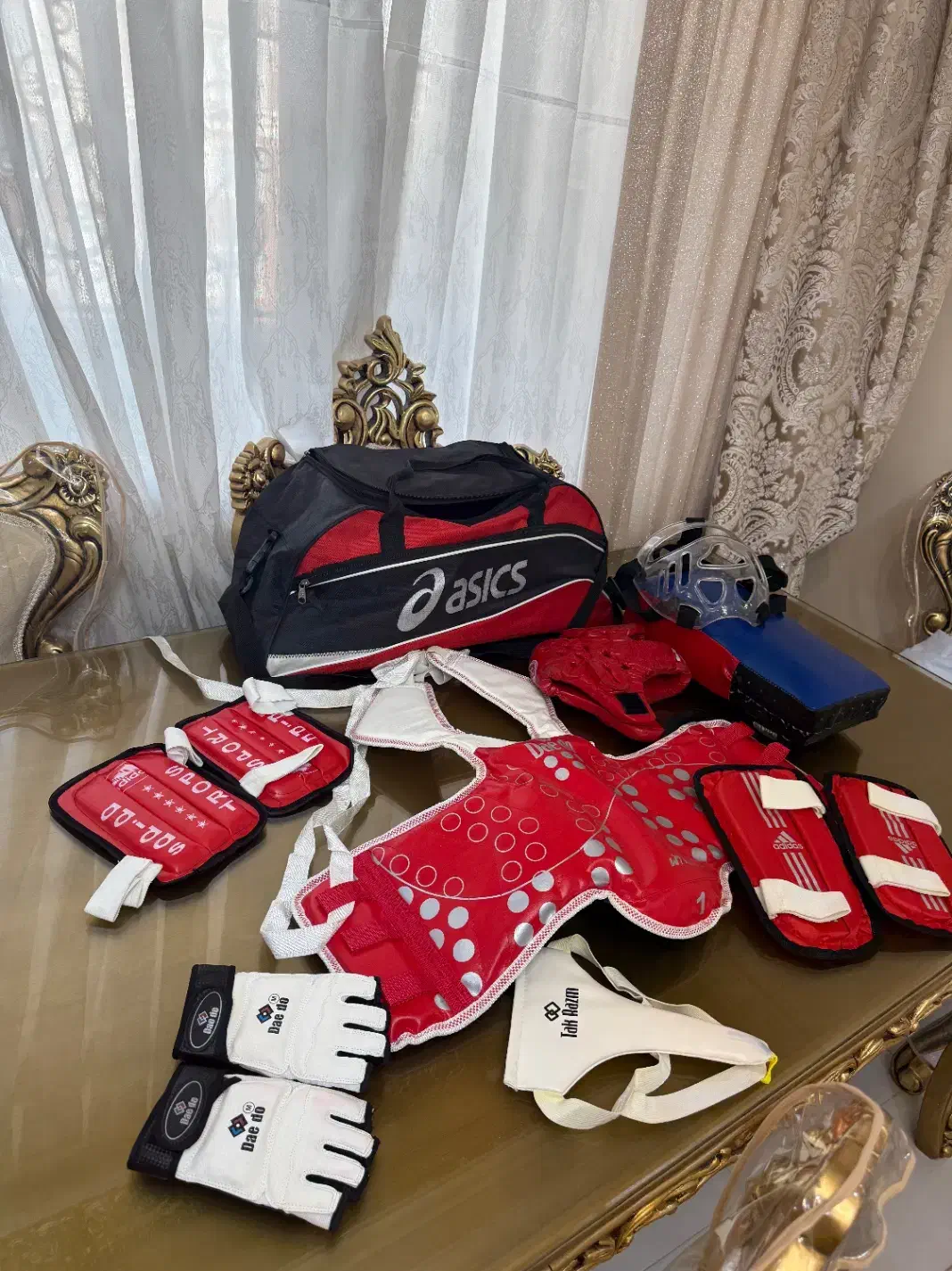 لوازم تکمیل تکواندوکار|تجهیزات ورزشی|ری, شهرک نظامی|دیوار