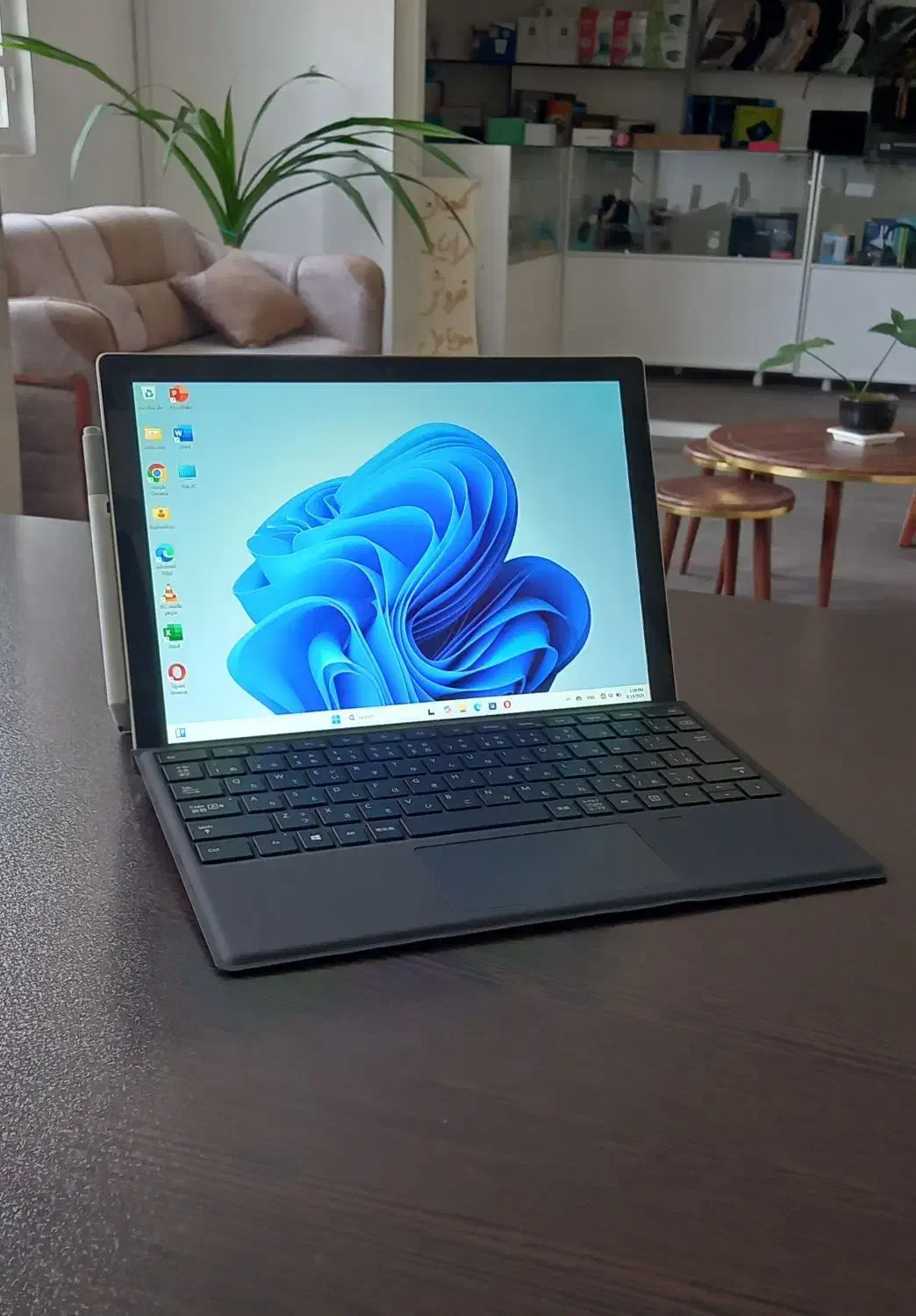 surface pro 5 / سبک ، پرقدرت و حرفه ای|رایانه همراه|قزوین, |دیوار