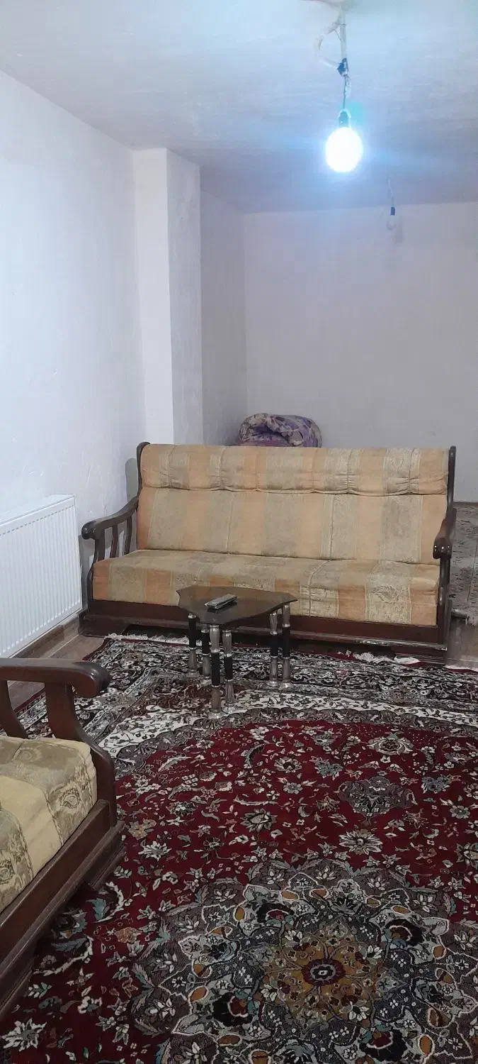 مبل خانگی|مبلمان خانگی و میز عسلی|رشت, کوی امام رضا|دیوار