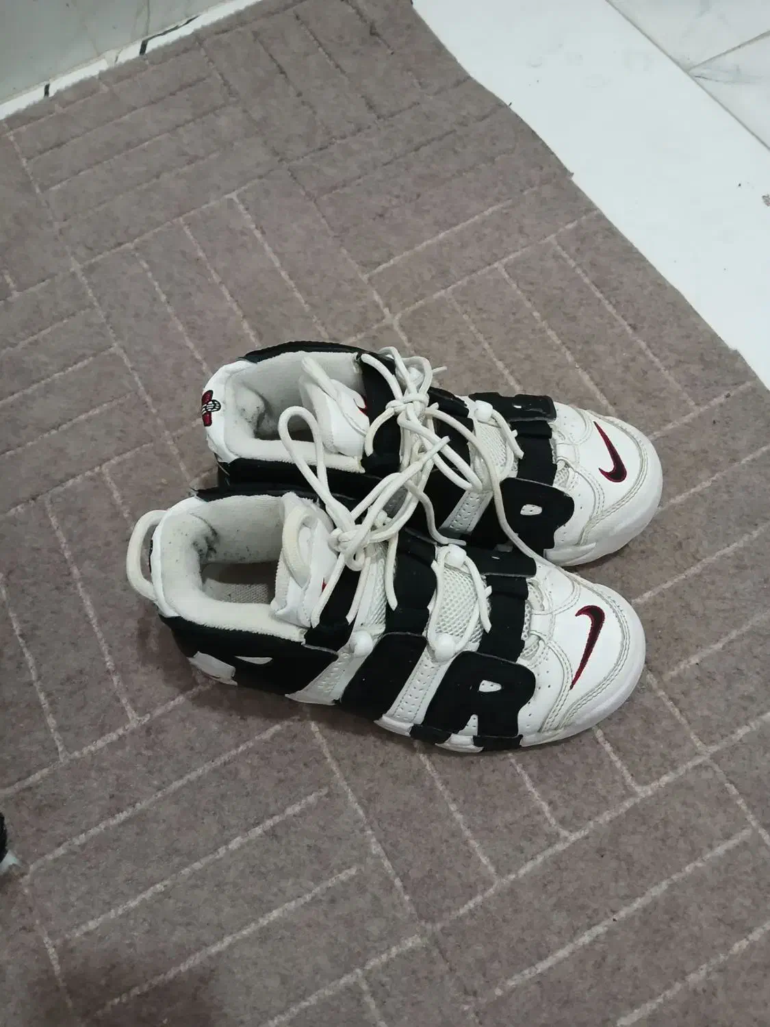 دوتا کتونی دخترانه اصل خیلی خوش پا سایز ۳۷|کیف، کفش، کمربند|اردبیل, |دیوار