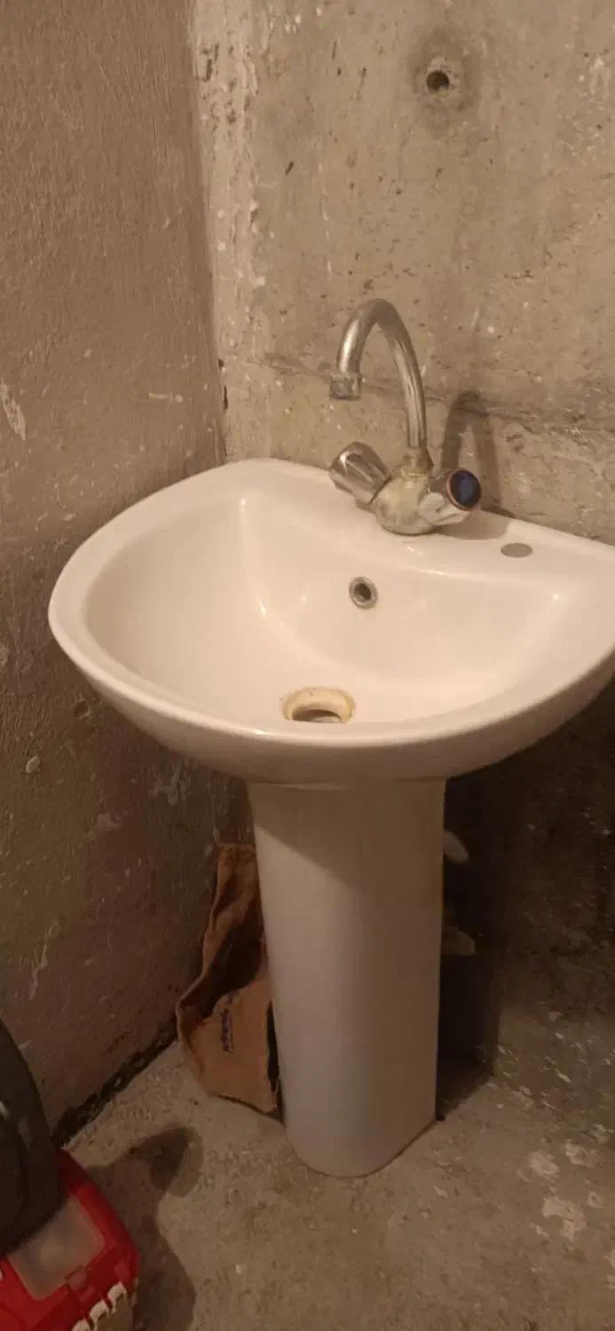 روشویی سالم|لوازم سرویس بهداشتی|مهاجران, |دیوار