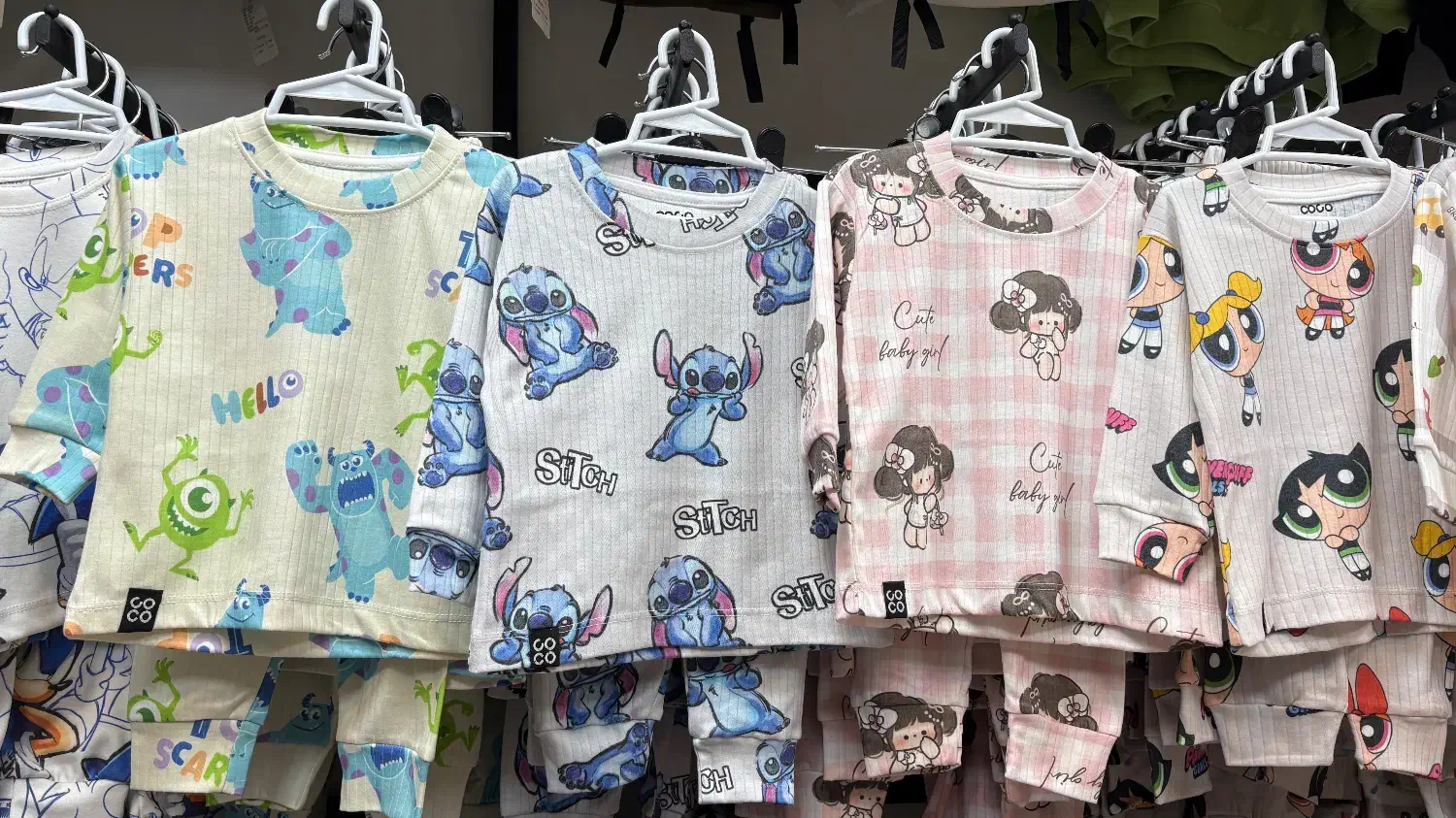 ست راحتی خونگی بچگانه|کفش و لباس بچه|یزد, |دیوار