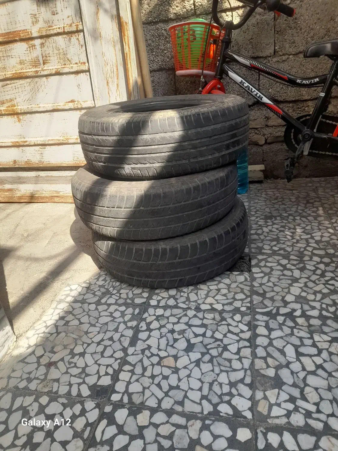 لاستیک‌تیبا‌ووانت‌و...|قطعات یدکی و لوازم جانبی|قائم‌شهر, |دیوار