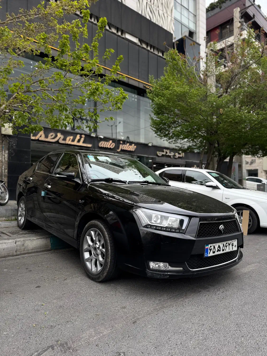 Dena plus 1403|خودرو سواری و وانت|تهران, درختی|دیوار