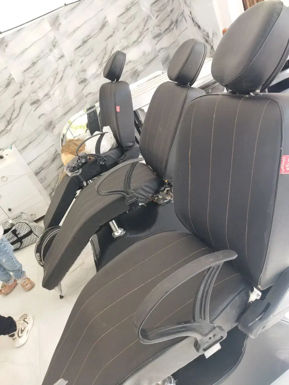 صندلی جک دار اصلاح|آرایشگاه و سالنهای زیبایی|شازند, |دیوار