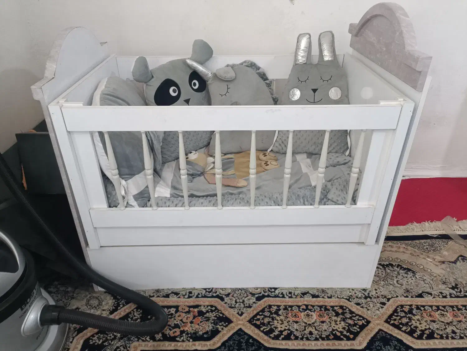 تخت خاب کودک گهواره ای|تخت و صندلی بچه|رضویه, |دیوار