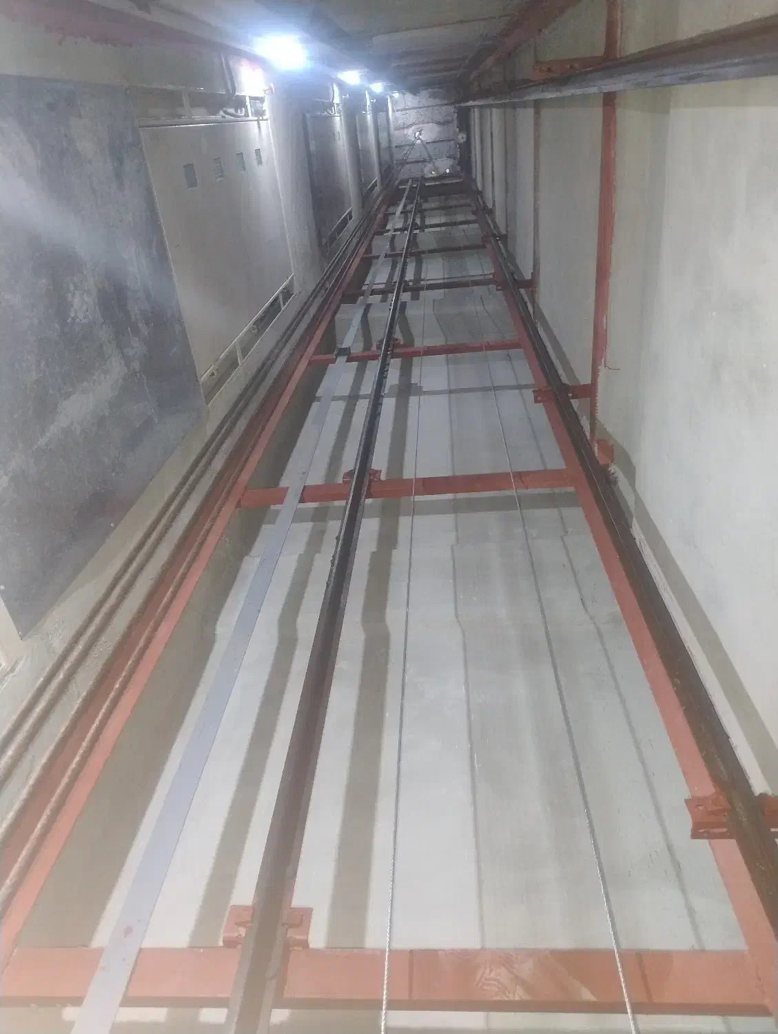 شاگرد وردست آسانسور|استخدام صنعتی، فنی، مهندسی|بندرعباس, |دیوار