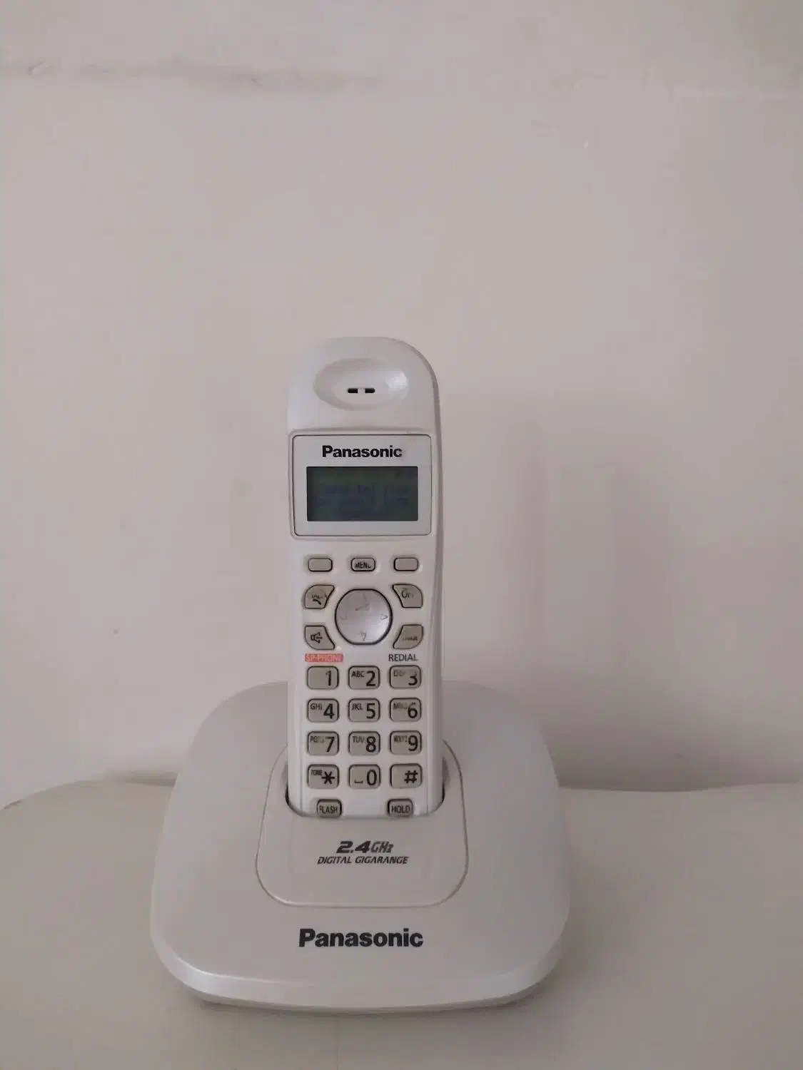 گوشی تلفن|تلفن رومیزی|رشت, پاره بیجار|دیوار