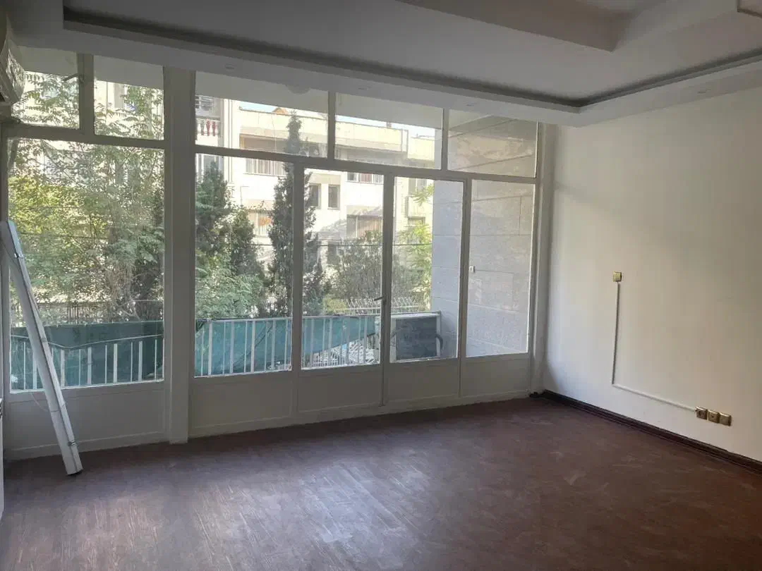 300 متر مستغلات فاطمی