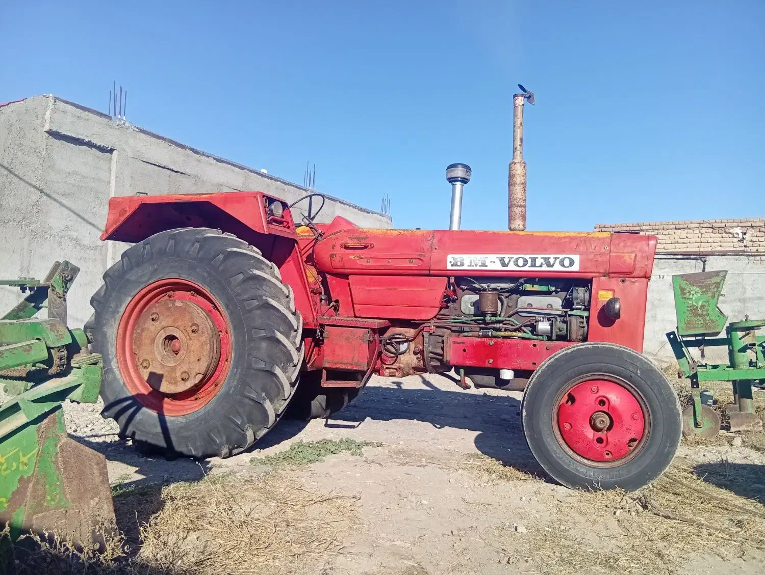 فروش تراکتور بی ام ولوو شیش سیلندر 800خشک|خودرو سنگین|اردبیل, |دیوار