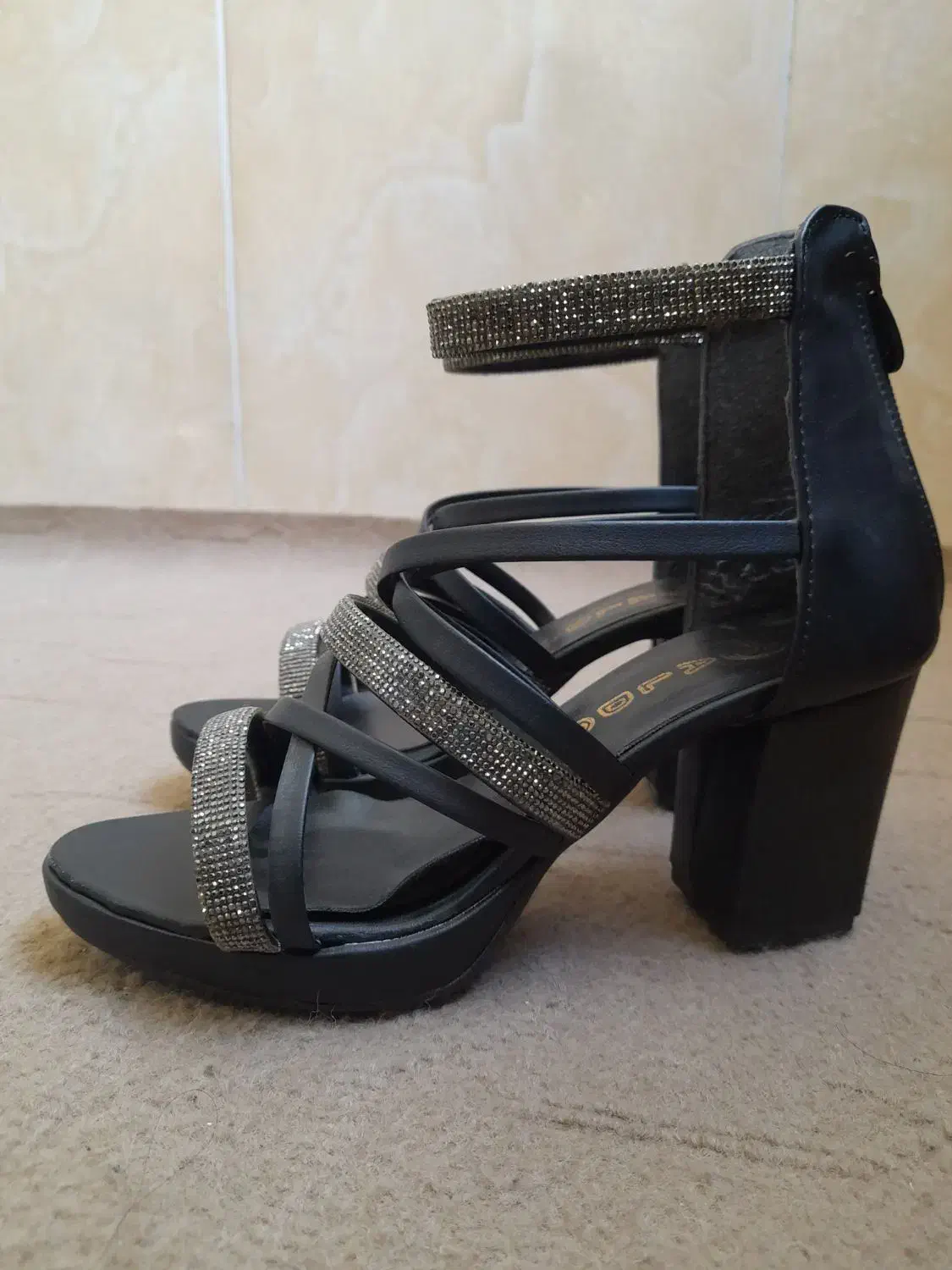 کفش پاشنه بلند نونو|کیف، کفش، کمربند|سبزوار, شرق کال شمالی|دیوار