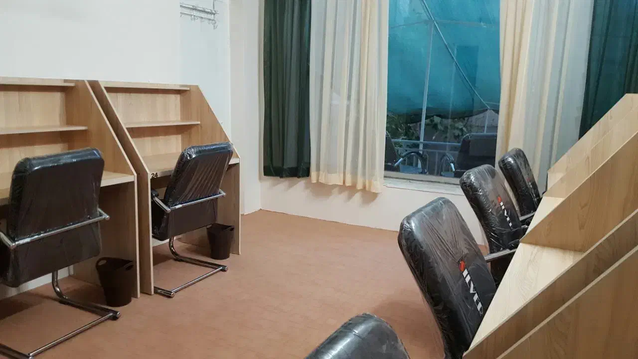 سالن مطالعه دخترانه طلیعه دانش|خدمات آموزشی|مشهد, راهنمایی|دیوار