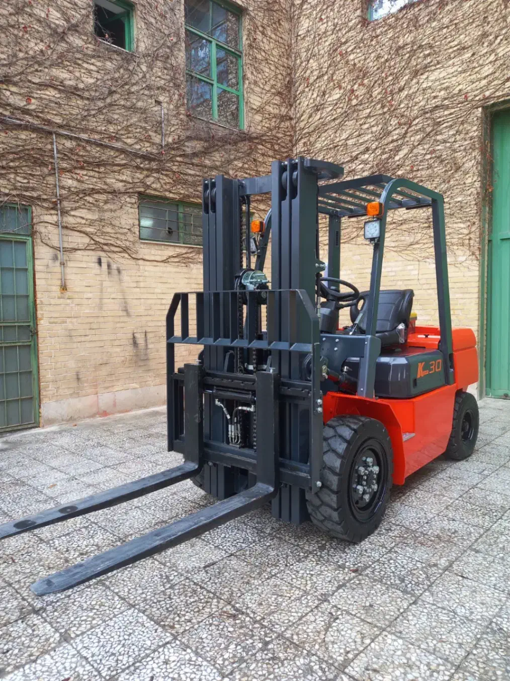 لیفتراک های جدید وارداتی|خودرو سنگین|یزد, |دیوار