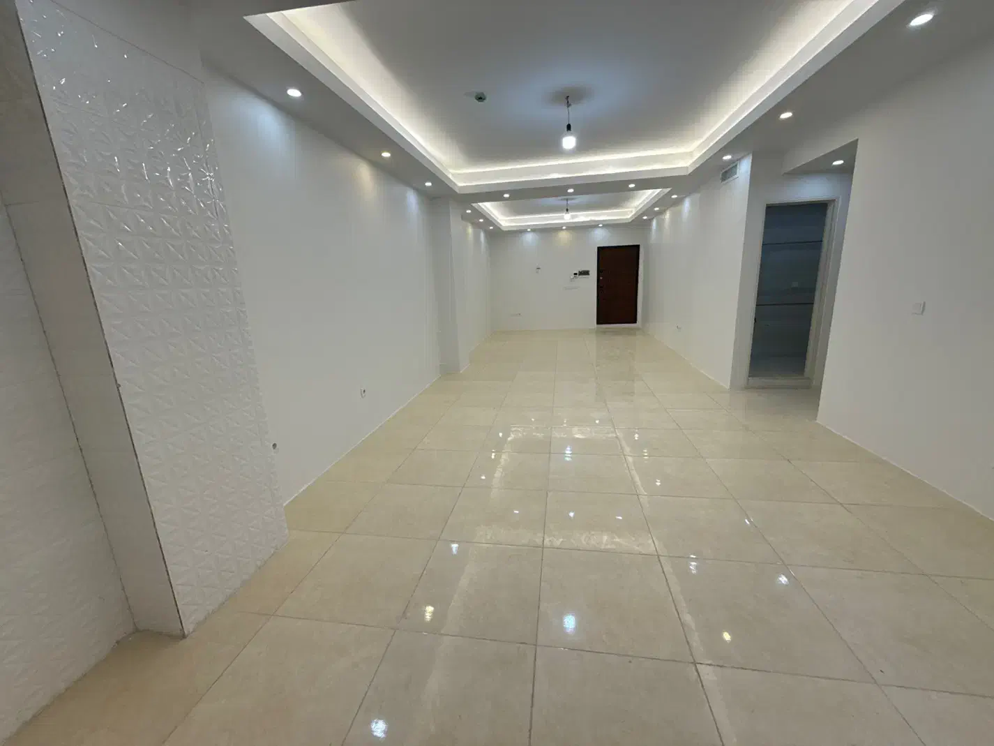 خانه دنج ۱۰۰ متر با نور عالی و سند رسمی امیرآباد|فروش آپارتمان|گرمدره, |دیوار