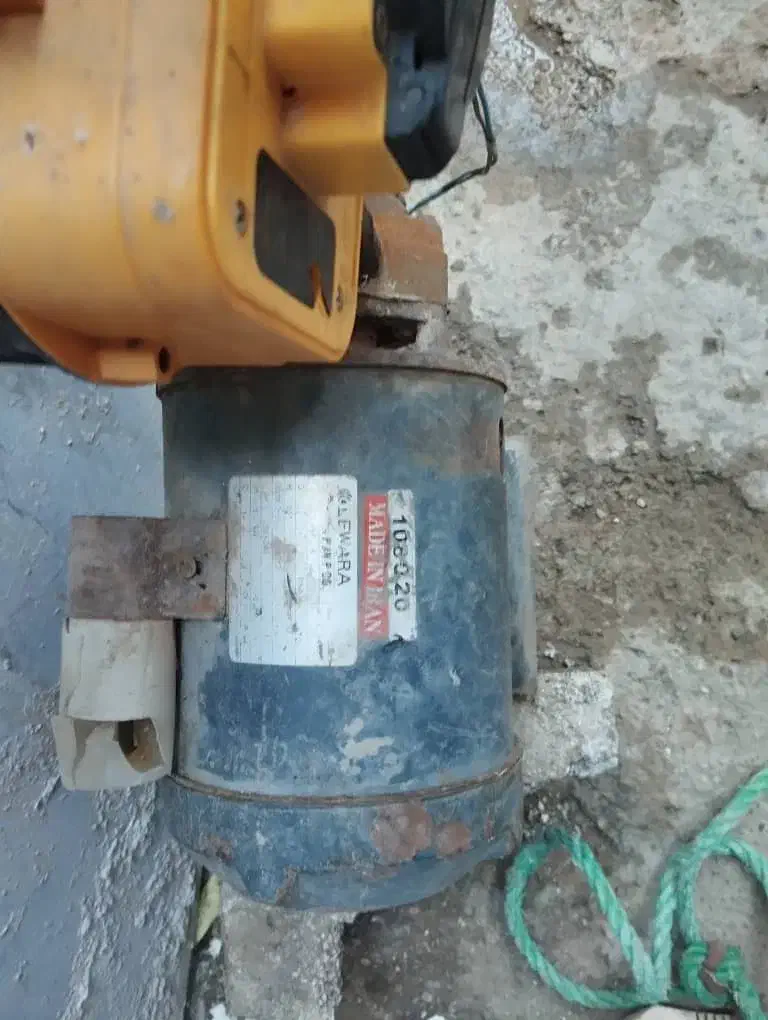 پمپ آب لورا|مصالح و تجهیزات ساختمان|شریفآباد, |دیوار