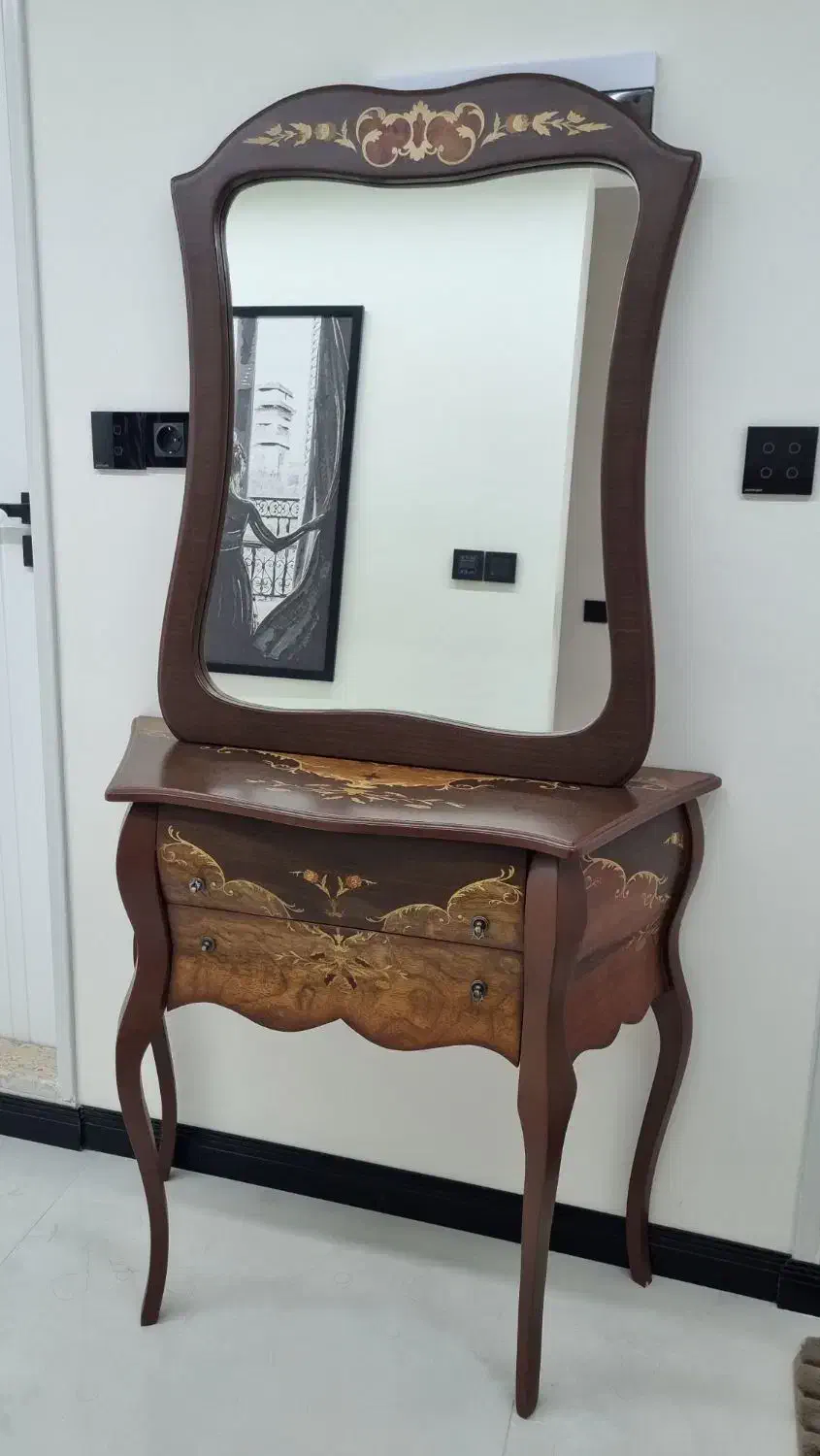 آینه و کنسول|بوفه، ویترین، کنسول|بیرجند, |دیوار