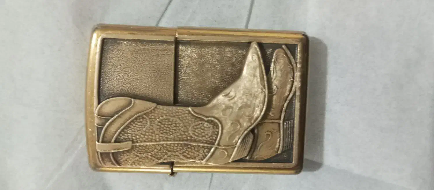 فندک زیپو اصل|کلکسیون اشیاء عتیقه|آبیک, |دیوار