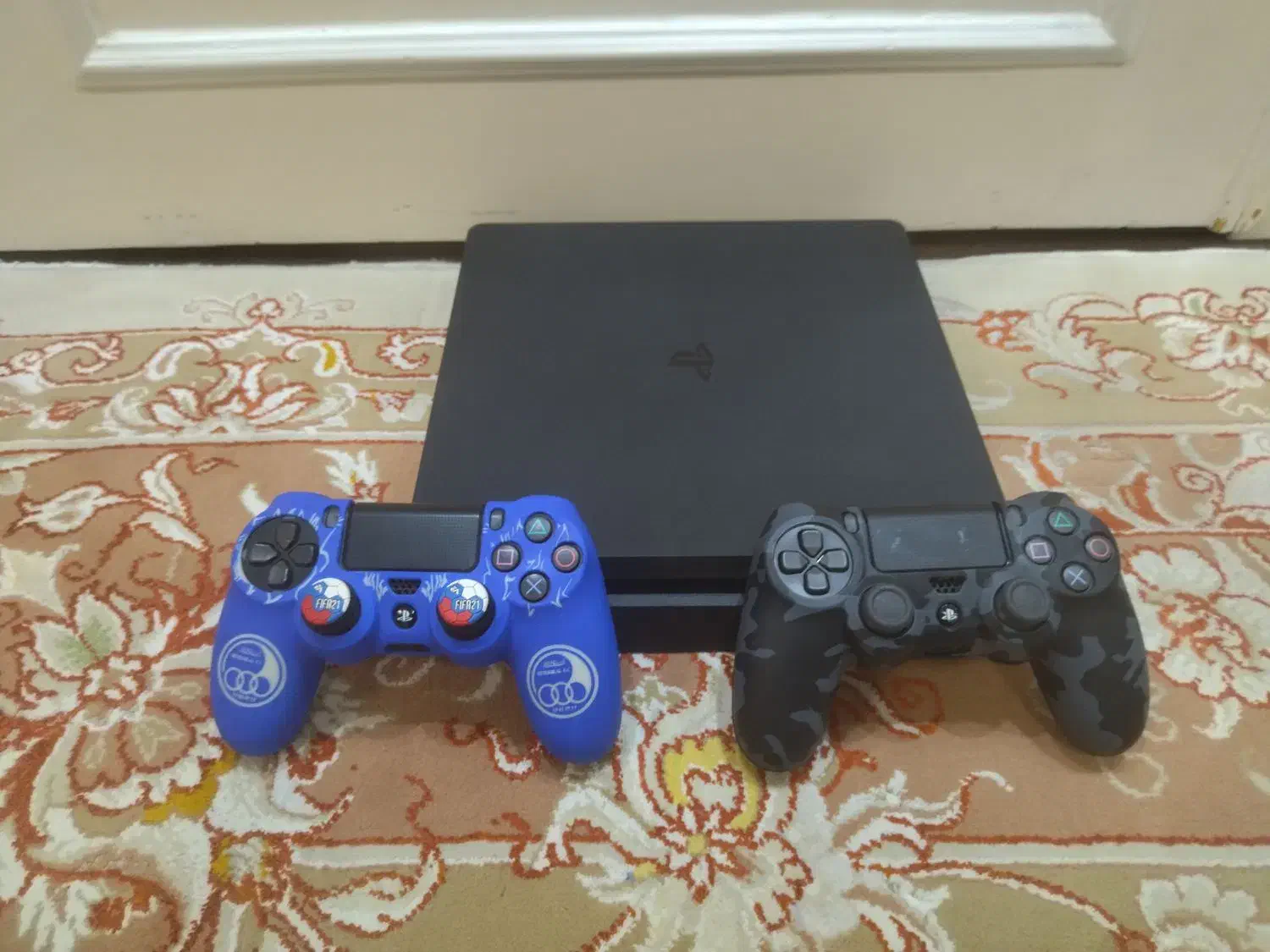 پلی استیشن۴ فروش فوری|کنسول، بازی ویدئویی و آنلاین|سنندج, |دیوار