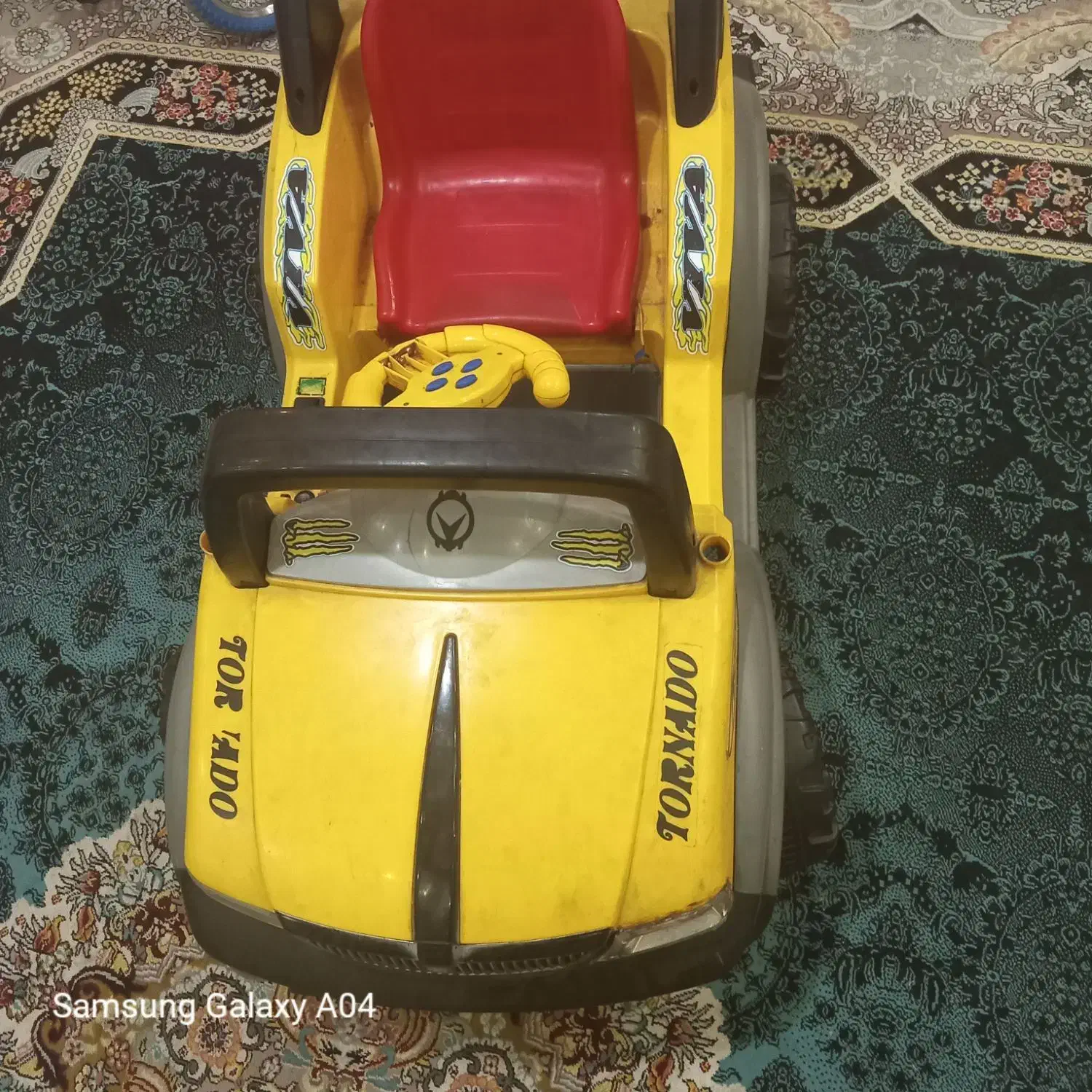 ماشین شارژی|اسباببازی بچه|ری, شهادت|دیوار