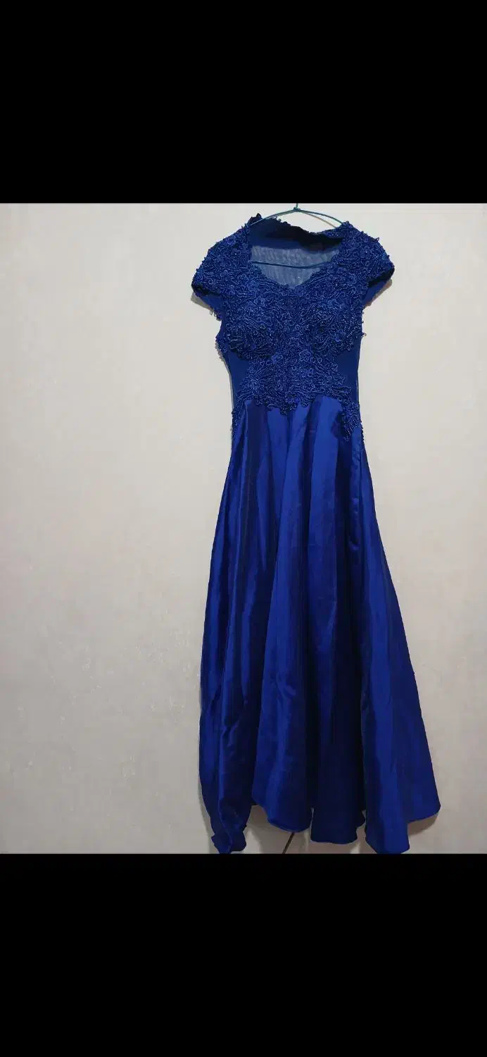 دو عدد لباس مجلسی دخترانه و زنانه ابی|لباس|تهران, تجریش|دیوار