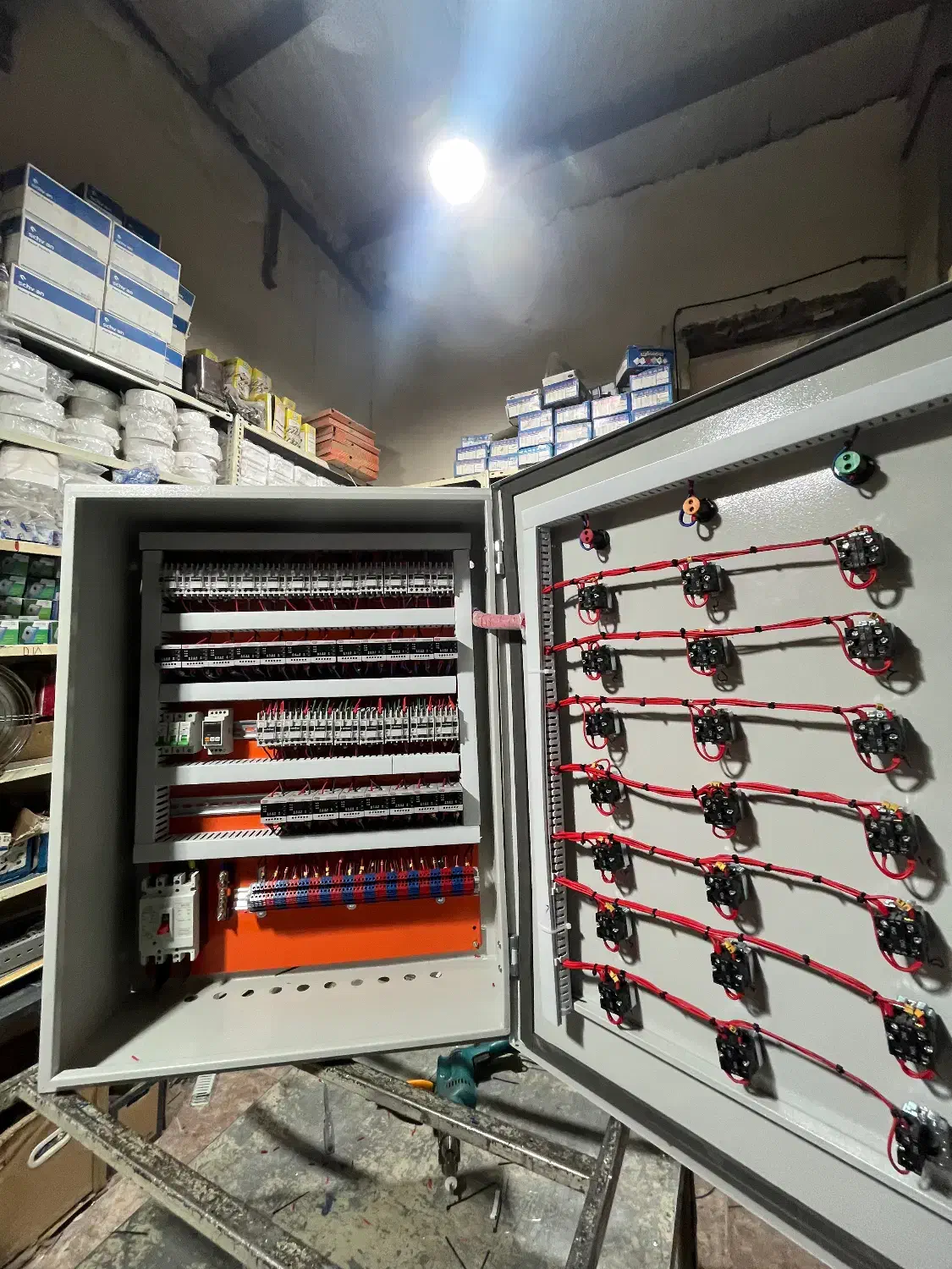 برقکار/برقکار صنعتی/تابلوبرق|خدمات پیشه و مهارت|رفسنجان, |دیوار