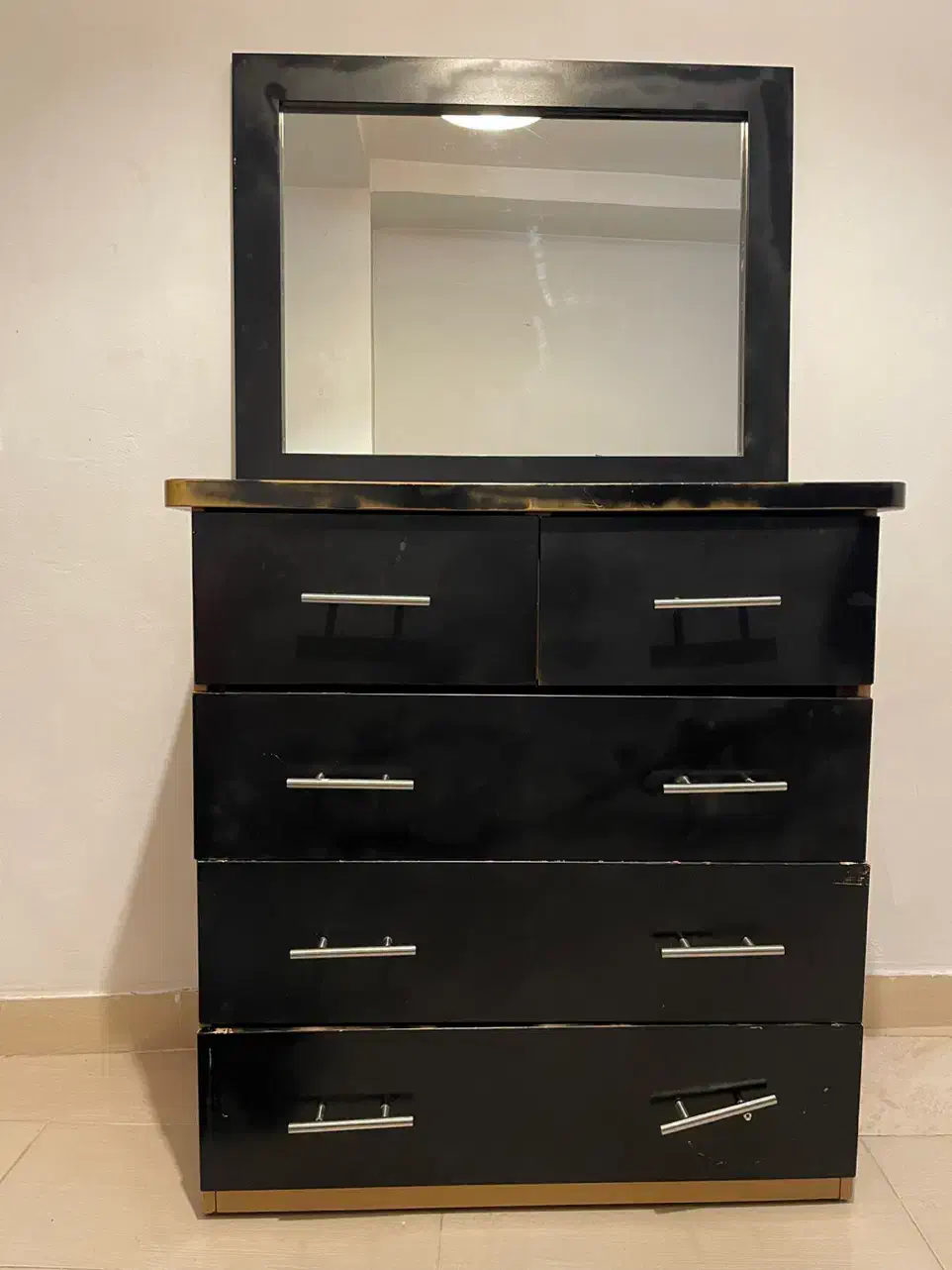 میز|جاکفشی، کمد، دراور|بندر انزلی, پاسداران|دیوار