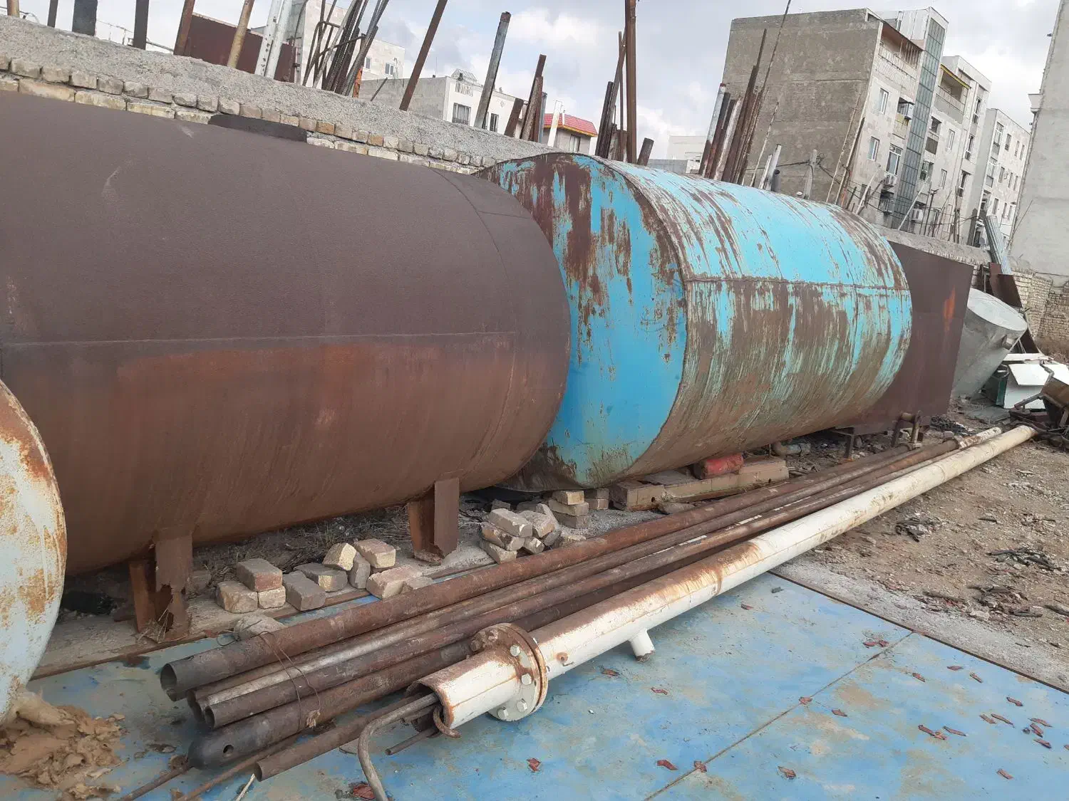 تانکر آب|مصالح و تجهیزات ساختمان|اراک, |دیوار