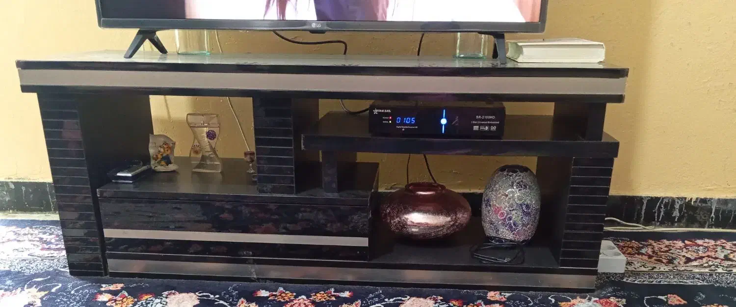 سلام تمیز نو میباشد|میز تلویزیون|بندر گناوه, |دیوار