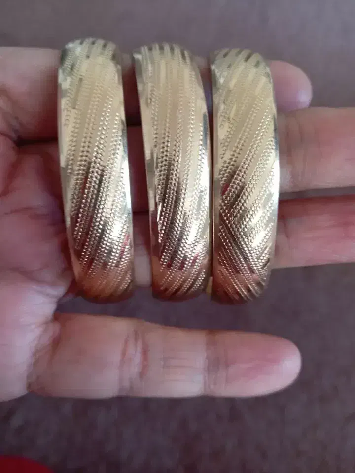 طلا|جواهرات|زرنه, |دیوار