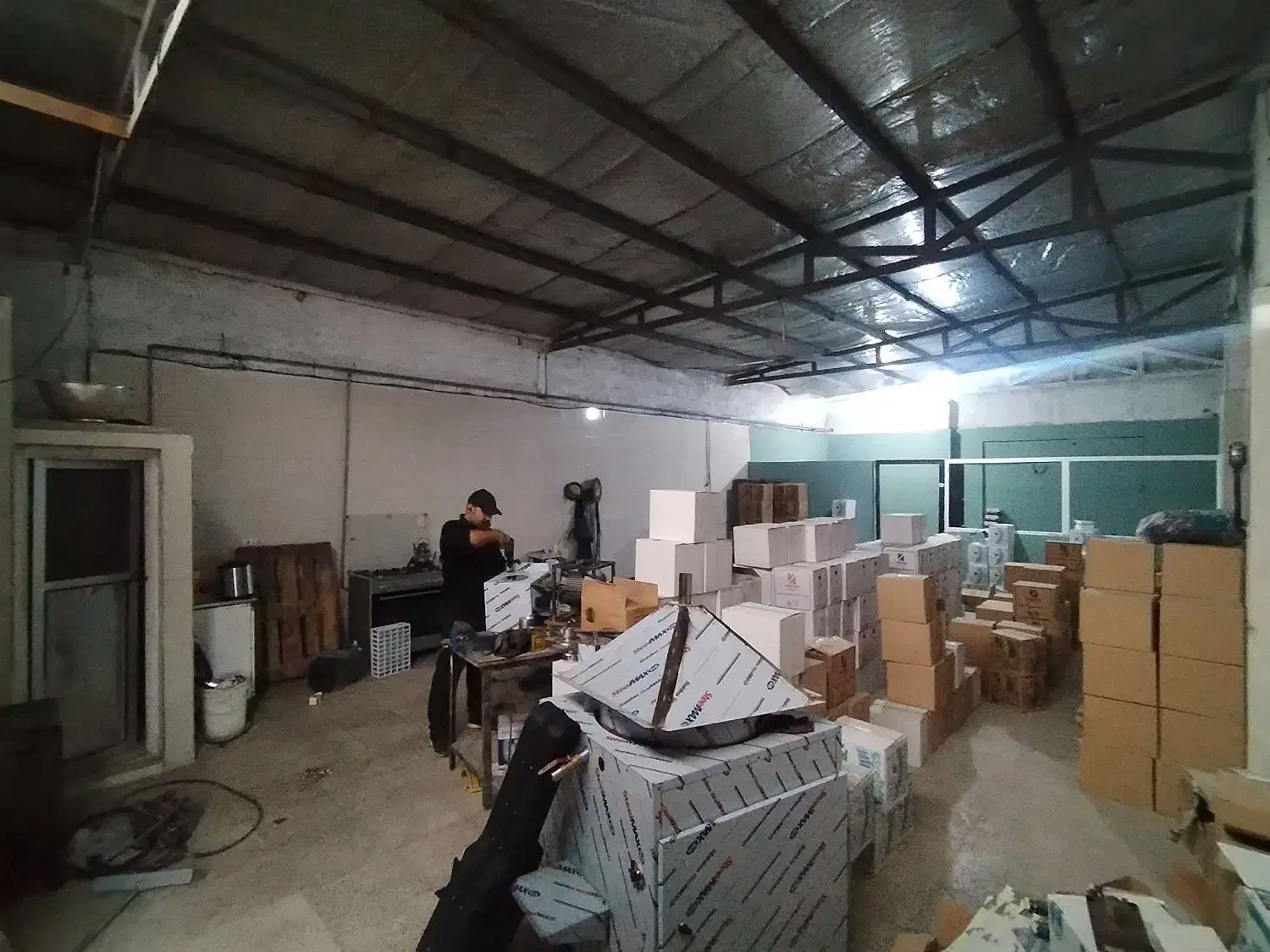 سوله 100 متری صنعتی|فروش دفتر صنعتی، کشاورزی، تجاری|کرج, بیسیم|دیوار