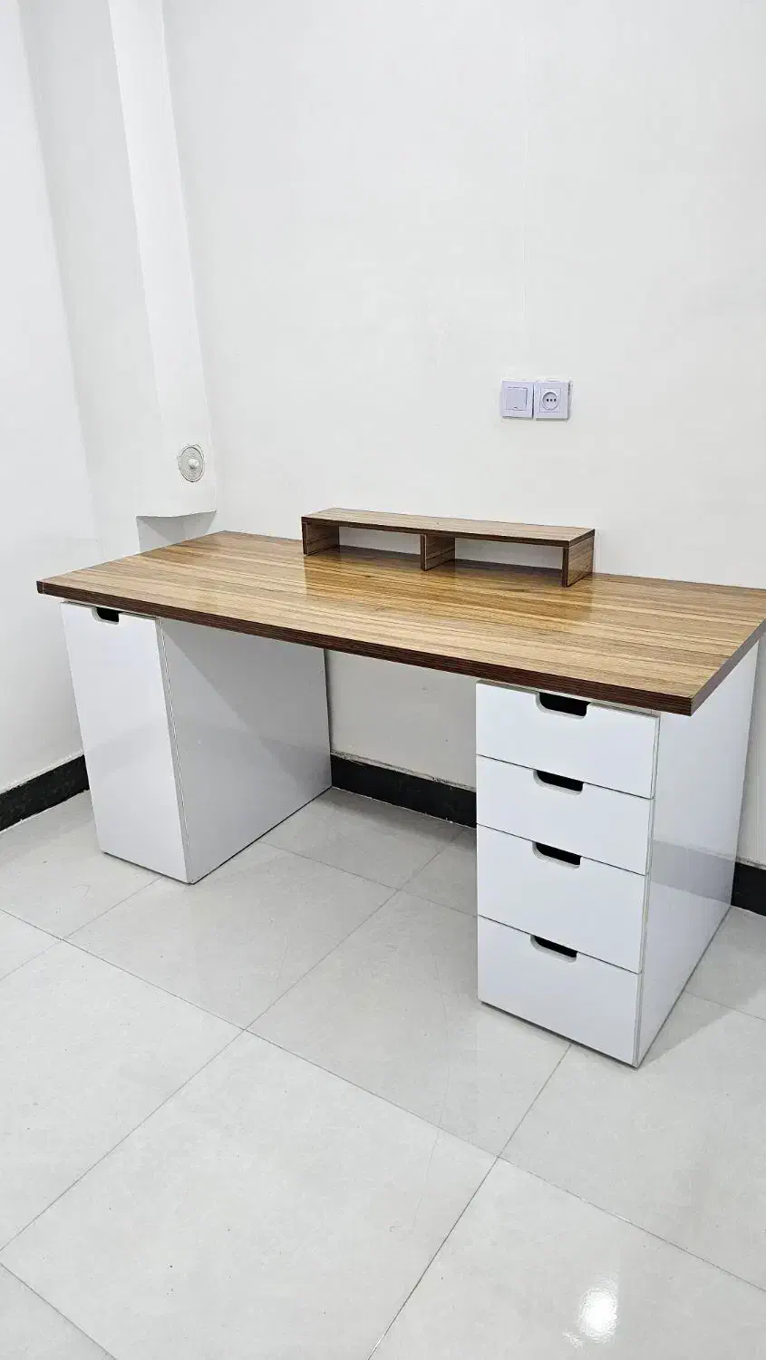 میز کار در حد نو|میز تحریر و کامپیوتر|مشهد, نیروی هوایی|دیوار