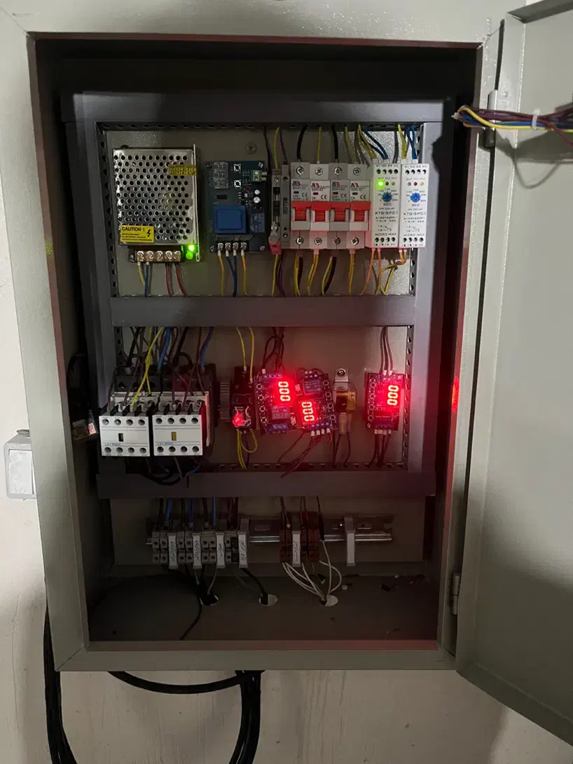 برقکار صنعتی برق کار تابلو برق  پی ال سی PLC HMI|خدمات پیشه و مهارت|تبریز, |دیوار