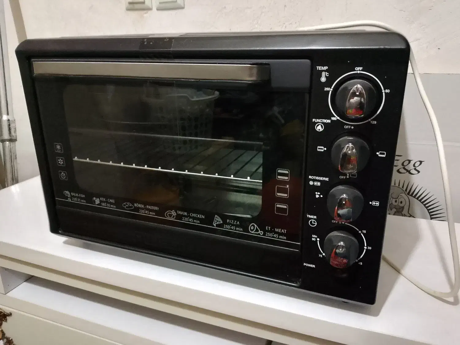 1توستر طرح فر آکبند و1میز تلویزیون نو|اجاق گاز و لوازم برقی پختوپز|دهگلان, |دیوار