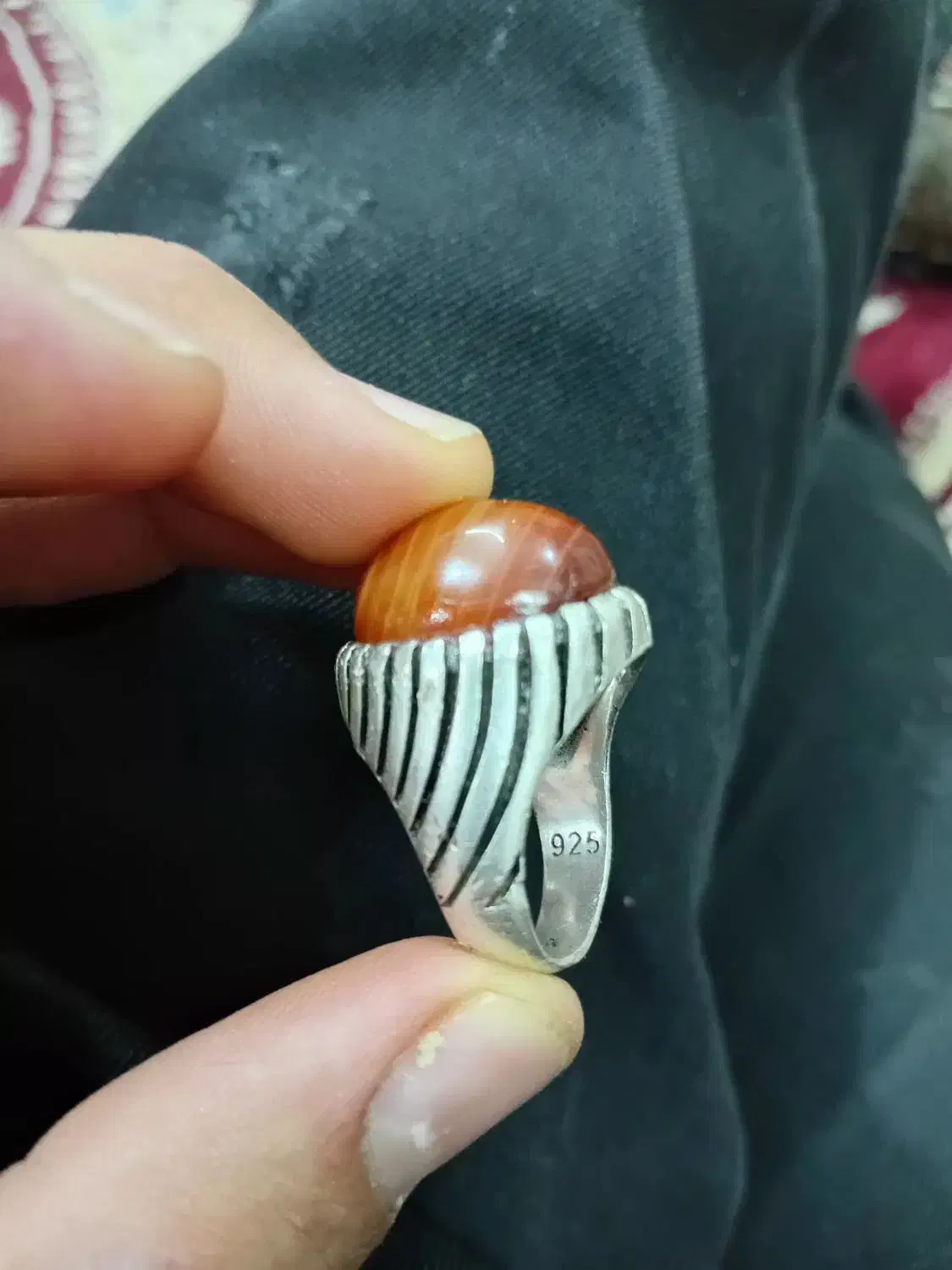 انگشتر|جواهرات|میبد, |دیوار