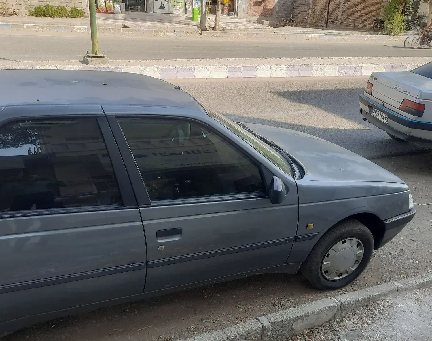 پژو 405 GLX - دوگانه سوز CNG، مدل ۱۳۹۰|خودرو سواری و وانت|منوجان, |دیوار